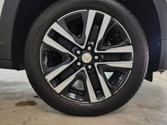 CHEVROLET-TRACKER-2024