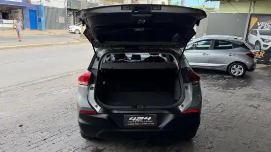 CHEVROLET-TRACKER-2025