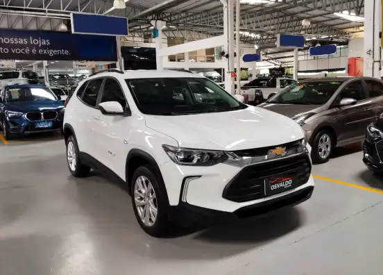 CHEVROLET-TRACKER-2023