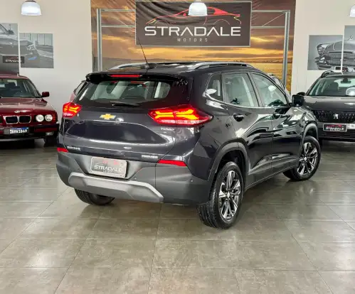 CHEVROLET-TRACKER-2023