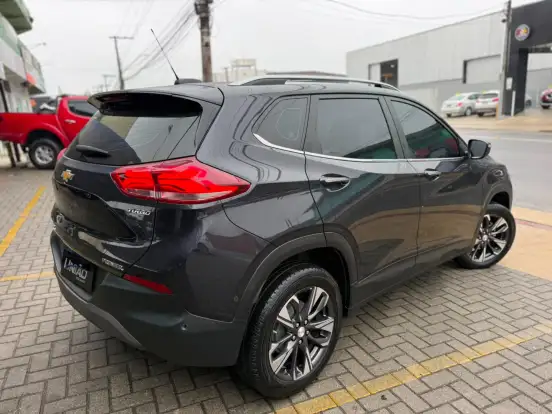 CHEVROLET-TRACKER-2025