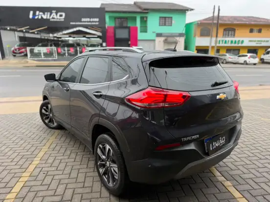 CHEVROLET-TRACKER-2025