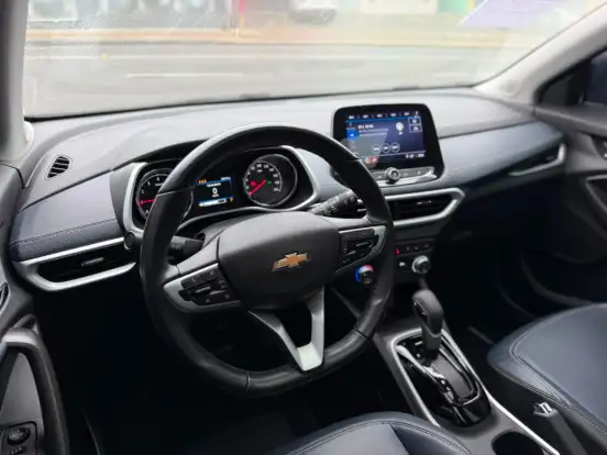 CHEVROLET-TRACKER-2025