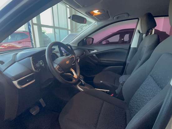 CHEVROLET-TRACKER-2021