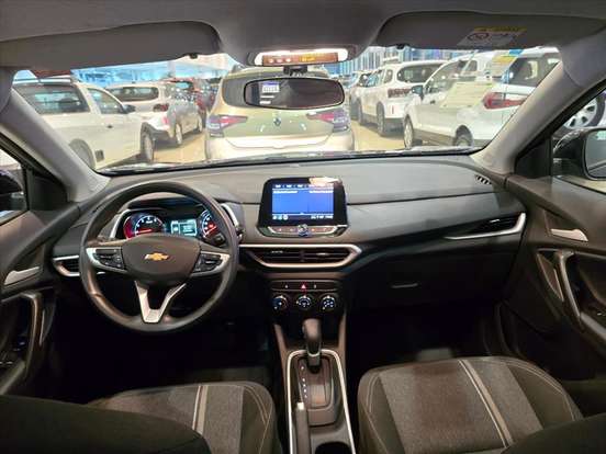 CHEVROLET-TRACKER-2023
