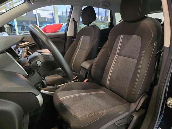 CHEVROLET-TRACKER-2023
