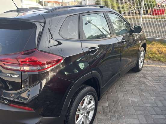 CHEVROLET-TRACKER-2022