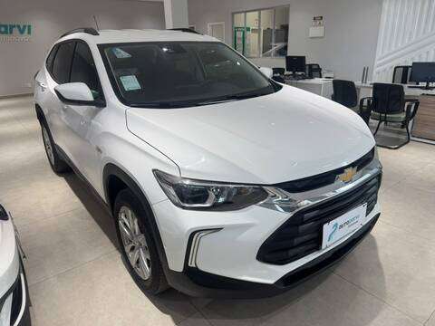 CHEVROLET-TRACKER-2023