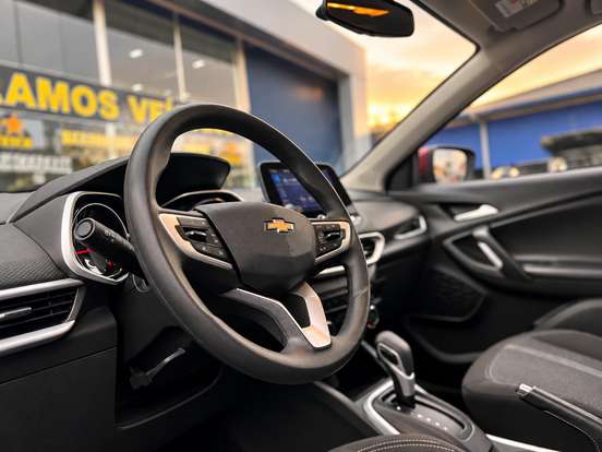 CHEVROLET-TRACKER-2024