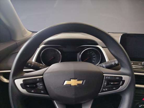 CHEVROLET-TRACKER-2023