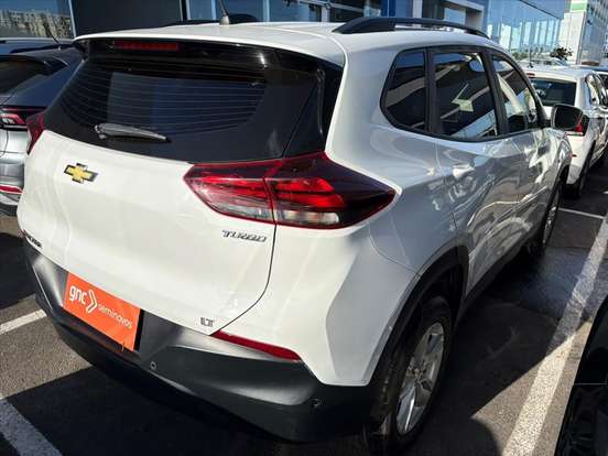 CHEVROLET-TRACKER-2022