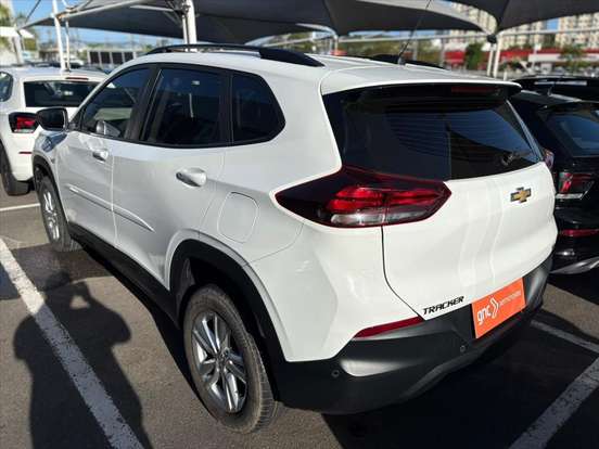 CHEVROLET-TRACKER-2022