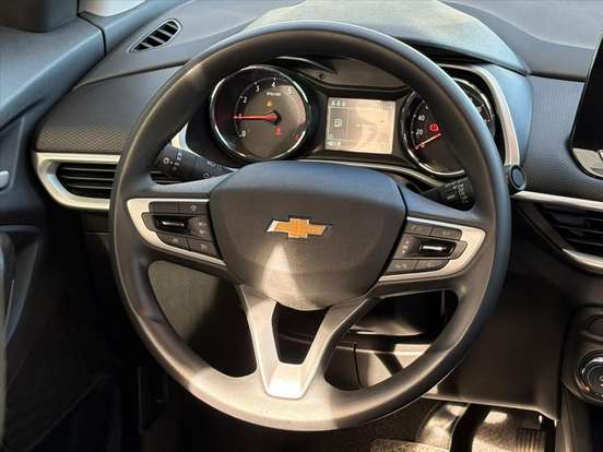 CHEVROLET-TRACKER-2023