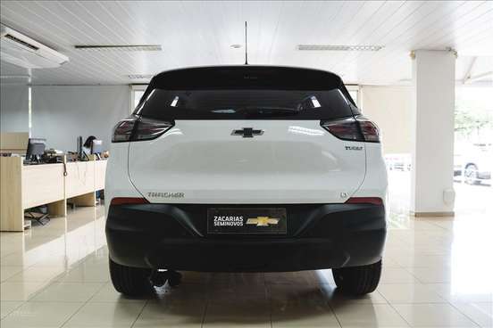 CHEVROLET-TRACKER-2025