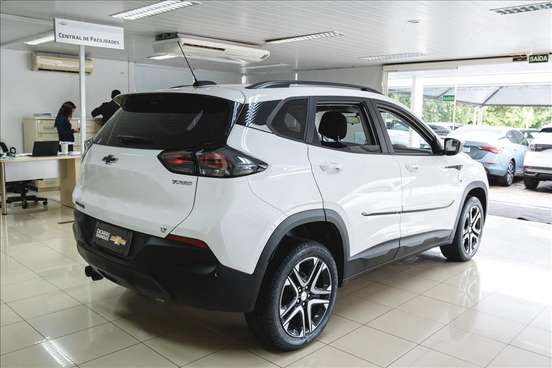 CHEVROLET-TRACKER-2025