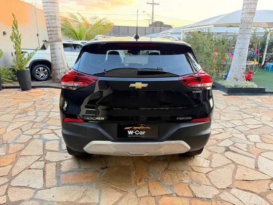 CHEVROLET-TRACKER-2021