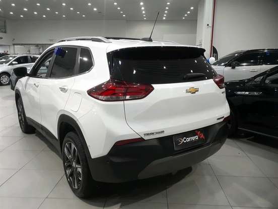 CHEVROLET-TRACKER-2023