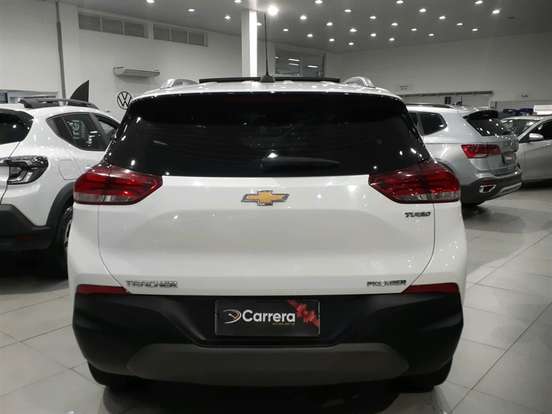 CHEVROLET-TRACKER-2023