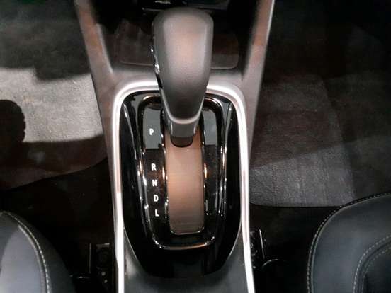 CHEVROLET-TRACKER-2023