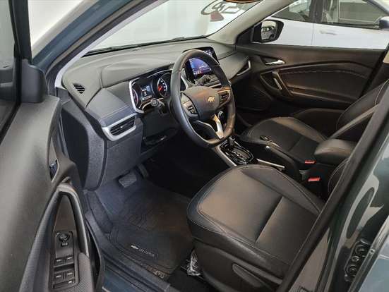 CHEVROLET-TRACKER-2024