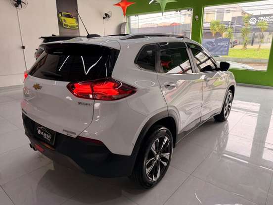 CHEVROLET-TRACKER-2022