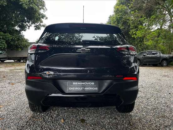 CHEVROLET-TRACKER-2025
