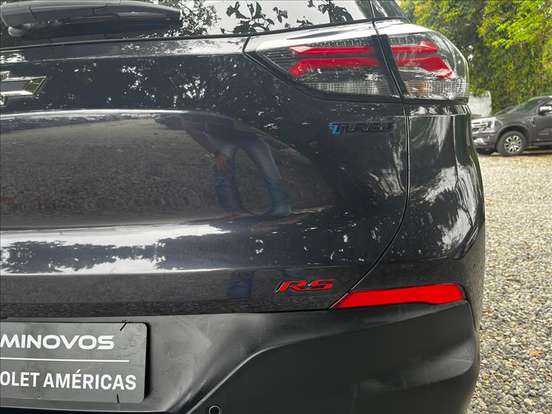 CHEVROLET-TRACKER-2025