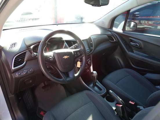 CHEVROLET-TRACKER-2016
