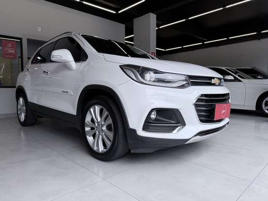 CHEVROLET-TRACKER-2017