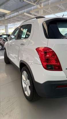 CHEVROLET-TRACKER-2013
