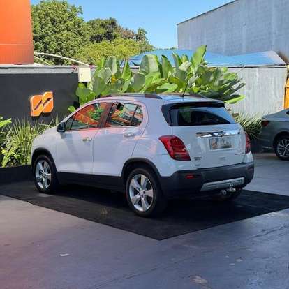 CHEVROLET-TRACKER-2014