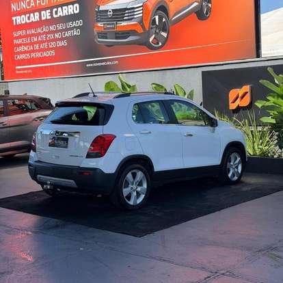 CHEVROLET-TRACKER-2014
