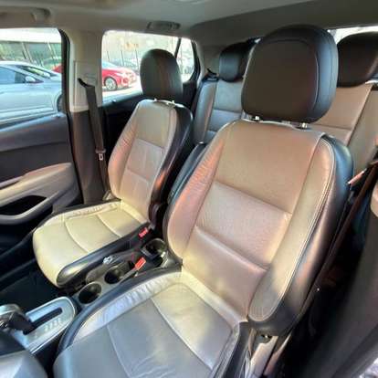 CHEVROLET-TRACKER-2014