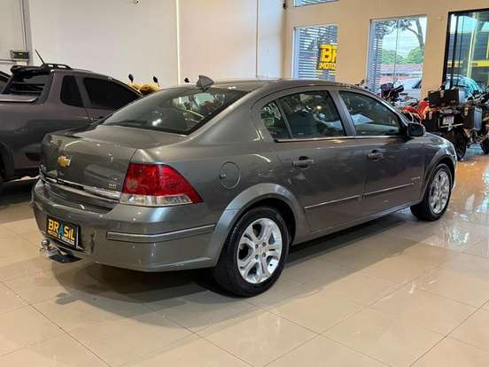CHEVROLET-VECTRA-2010