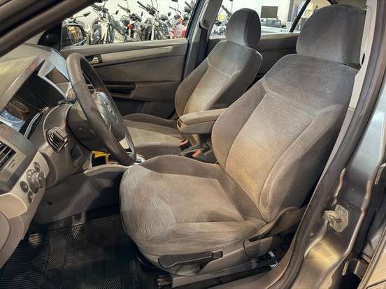 CHEVROLET-VECTRA-2010