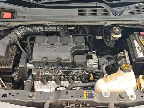 CHEVROLET-COBALT-2013