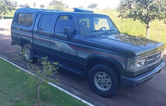 Chevrolet D20 4.0 Custom DE Luxe CD 8V Diesel 4P Manual