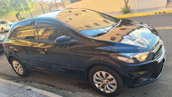 CHEVROLET-ONIX-2017