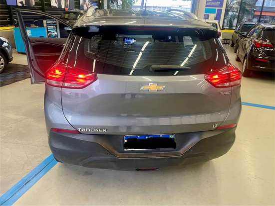 CHEVROLET-TRACKER-2020