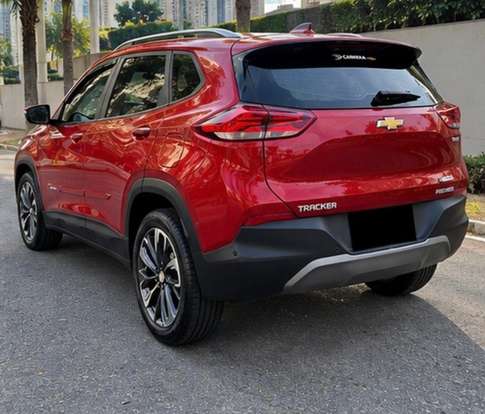 CHEVROLET-TRACKER-2023