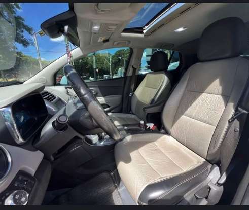 CHEVROLET-TRACKER-2015