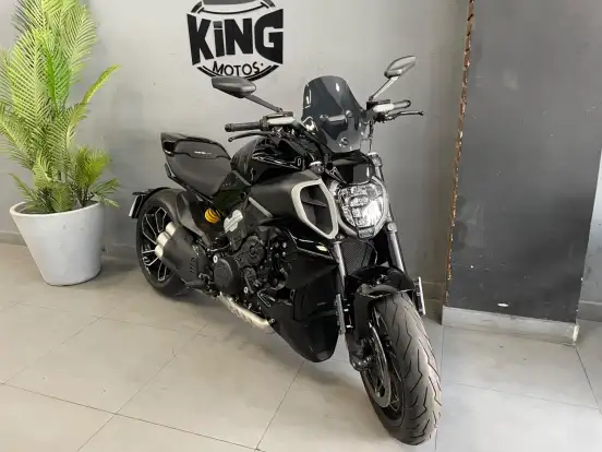 DUCATI-DIAVEL V4-2024