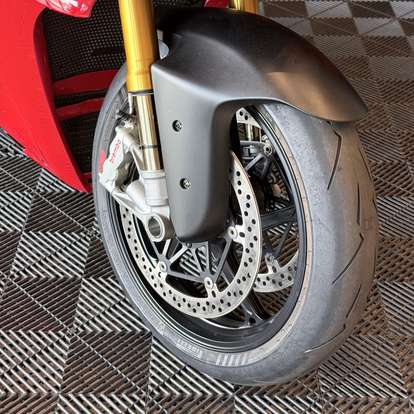 DUCATI-PANIGALE V4 S-2025