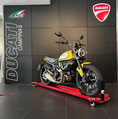 DUCATI SCRAMBLER ICON 