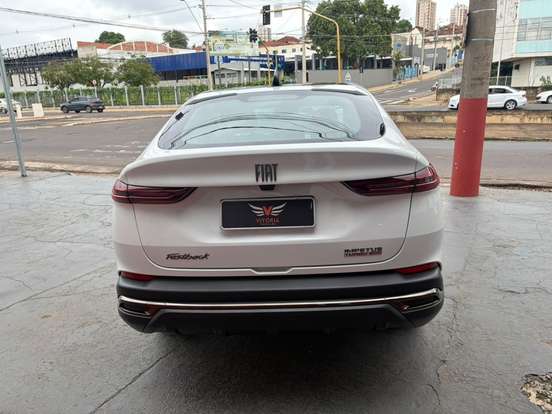 FIAT-FASTBACK-2023
