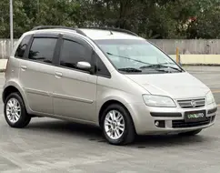 FIAT IDEA 1.8 MPI ADVENTURE 16V FLEX 4P MANUAL FIAT IDEA 1.8 MPI ADVENTURE 16V FLEX 4P MANUAL