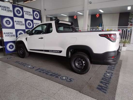 FIAT-STRADA-2023