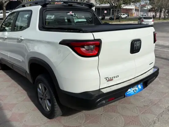 FIAT-TORO-1.8 16V EVO FLEX FREEDOM AT6 FIAT-TORO-2021