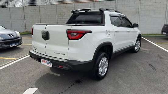 FIAT-TORO-2016