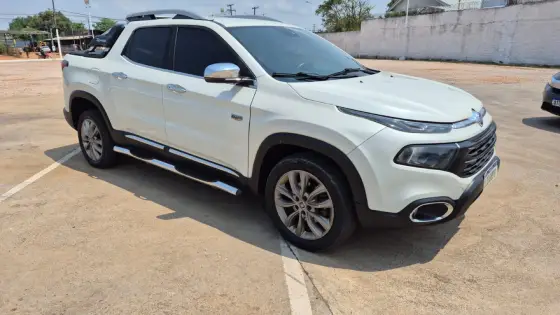 FIAT TORO 2.0 16V TURBO DIESEL RANCH 4WD AT9